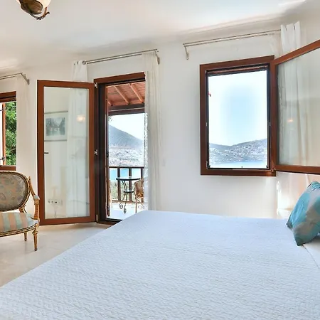 Stunning Seaviews Villa *